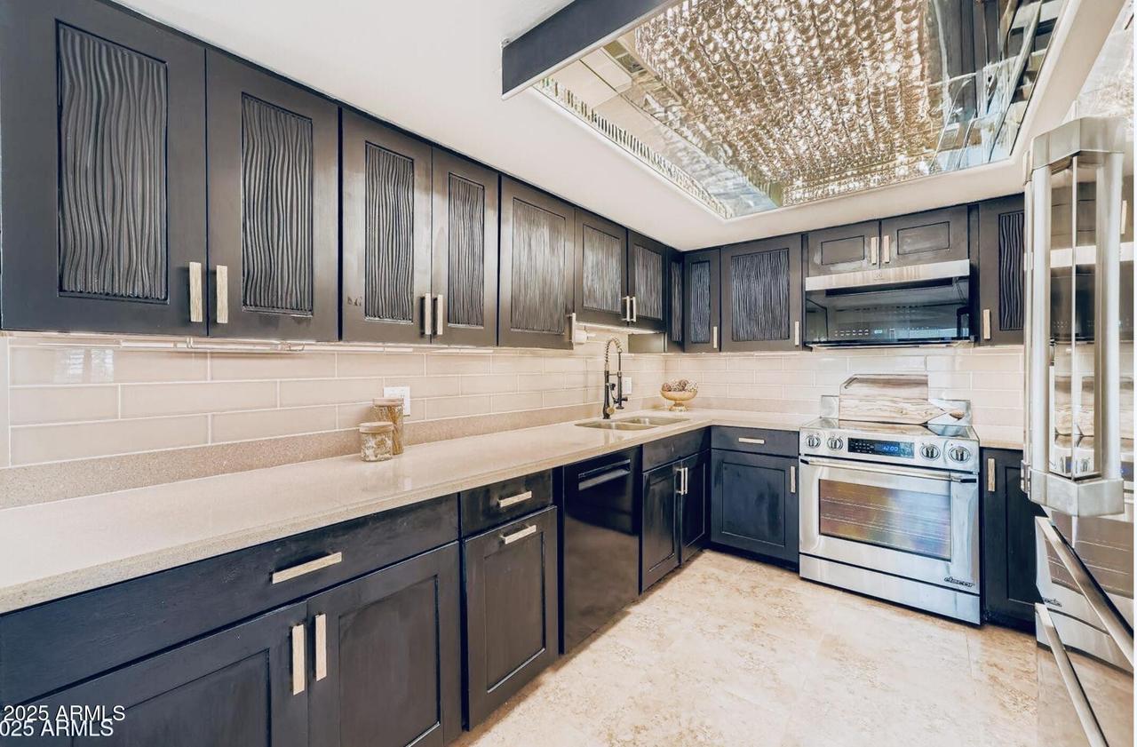 7820 E Camelback Rd. #109, Scottsdale, AZ 85251