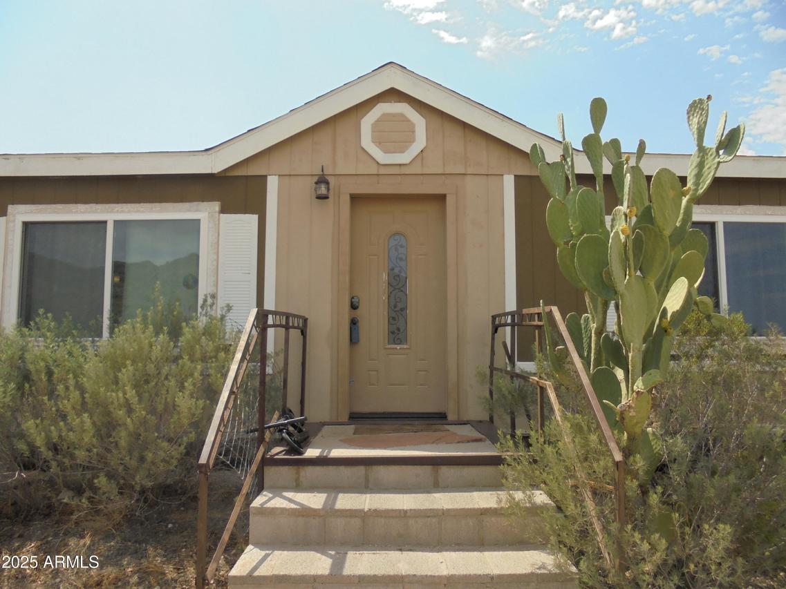 34396 N Lazy Loop, Queen Creek, AZ 85144