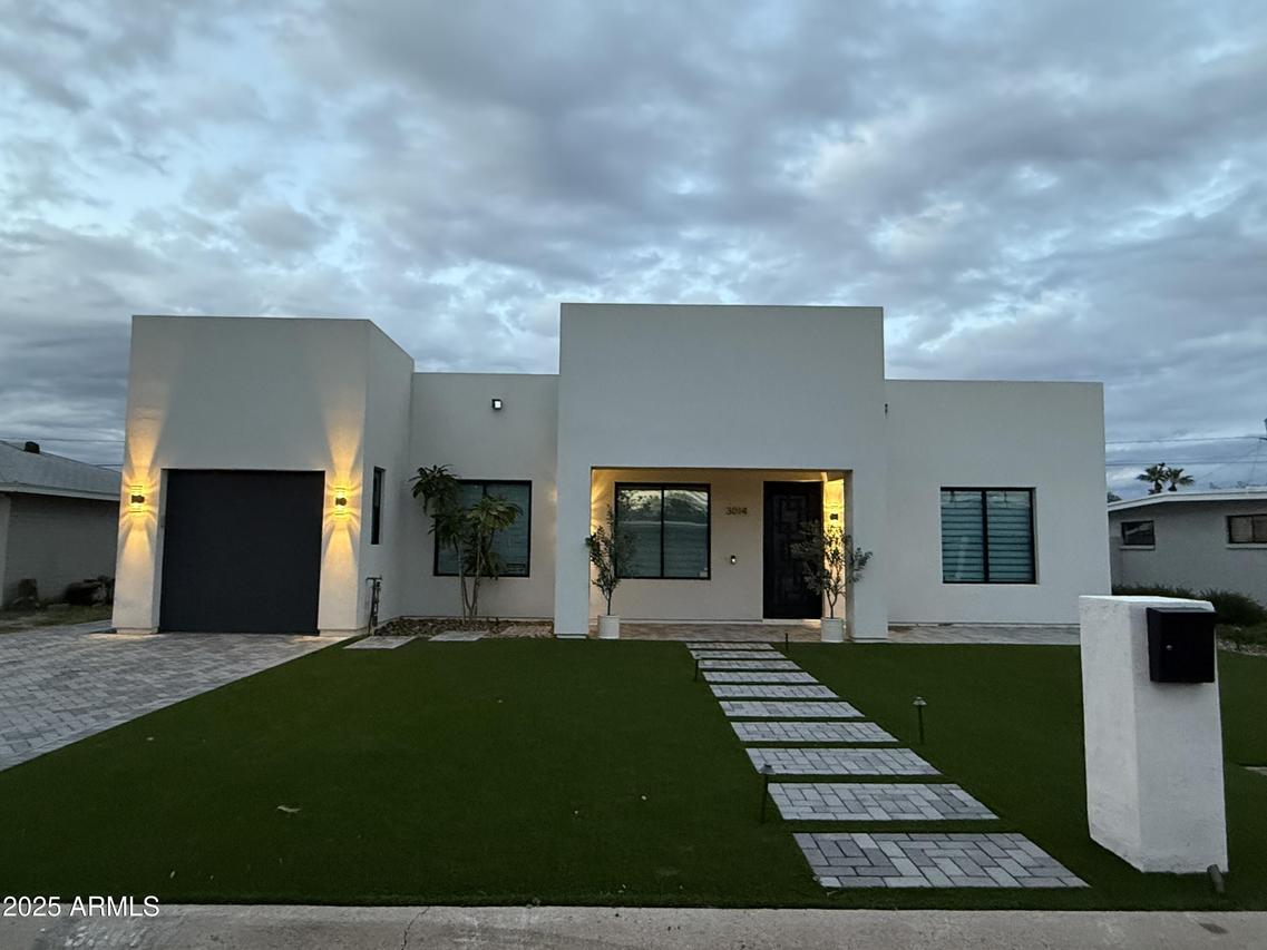 3014 E Avalon Dr., Phoenix, AZ 85016