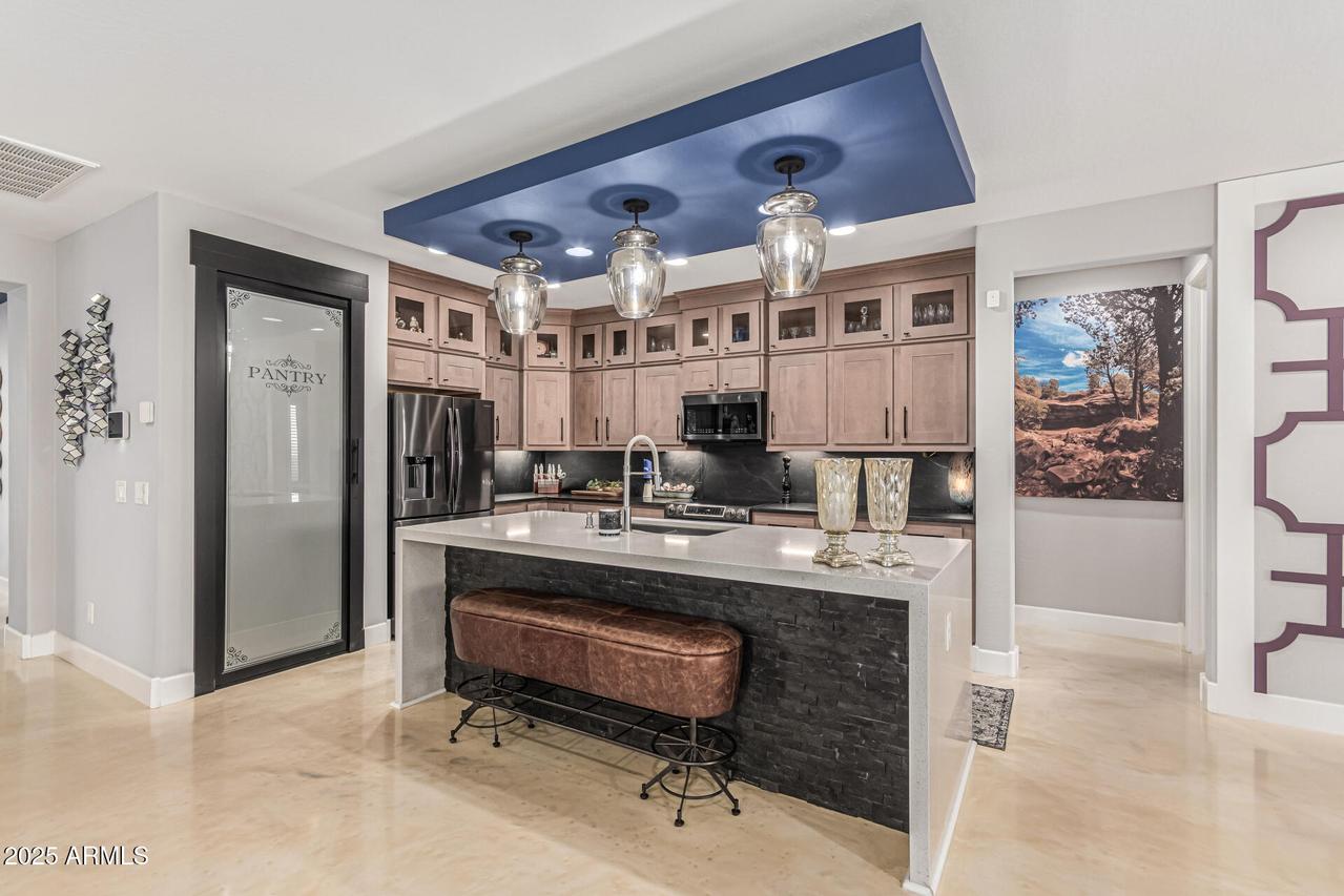 25903 W Kimberly Way, Buckeye, AZ 85396