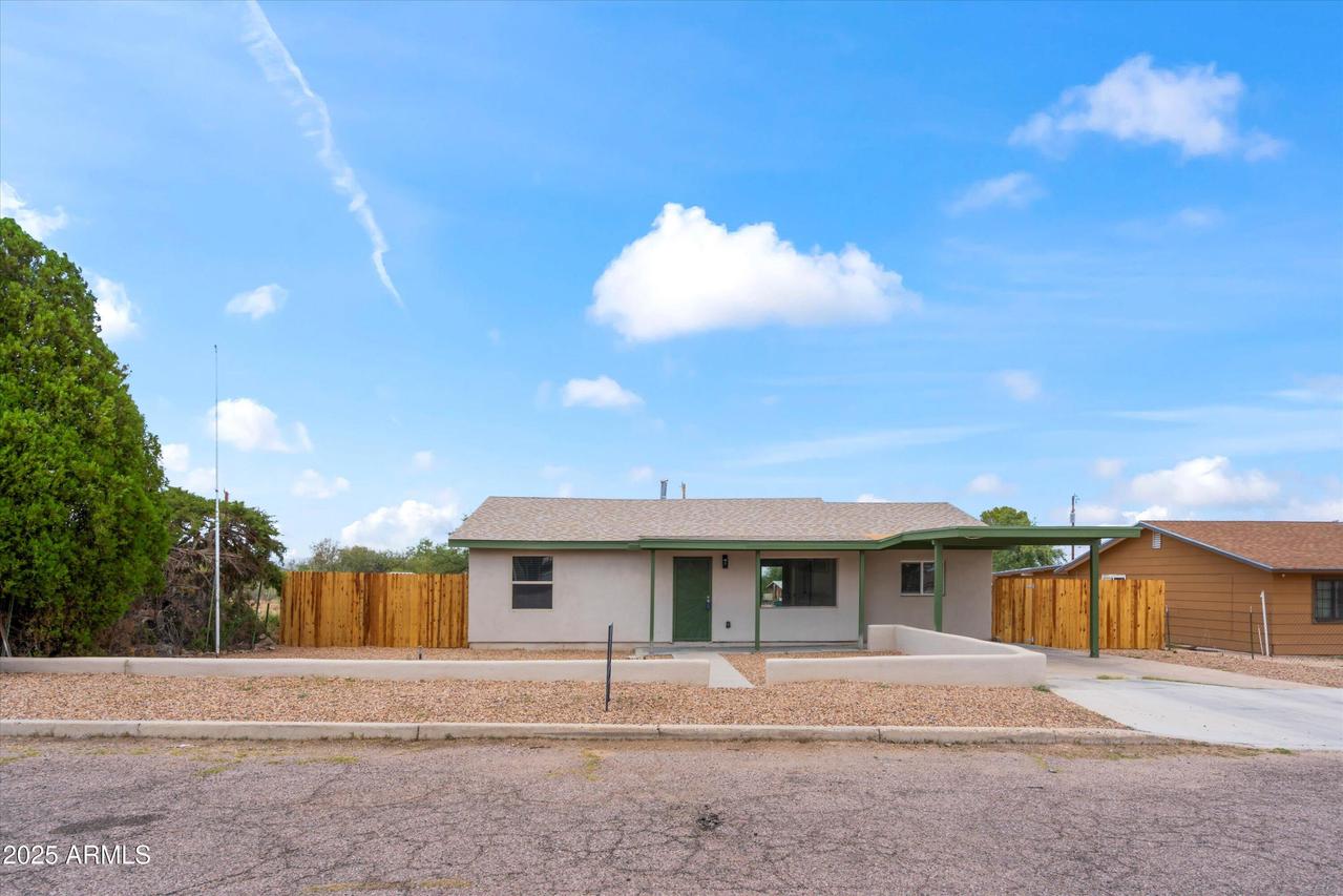 468 W Duane St., Benson, AZ 85602
