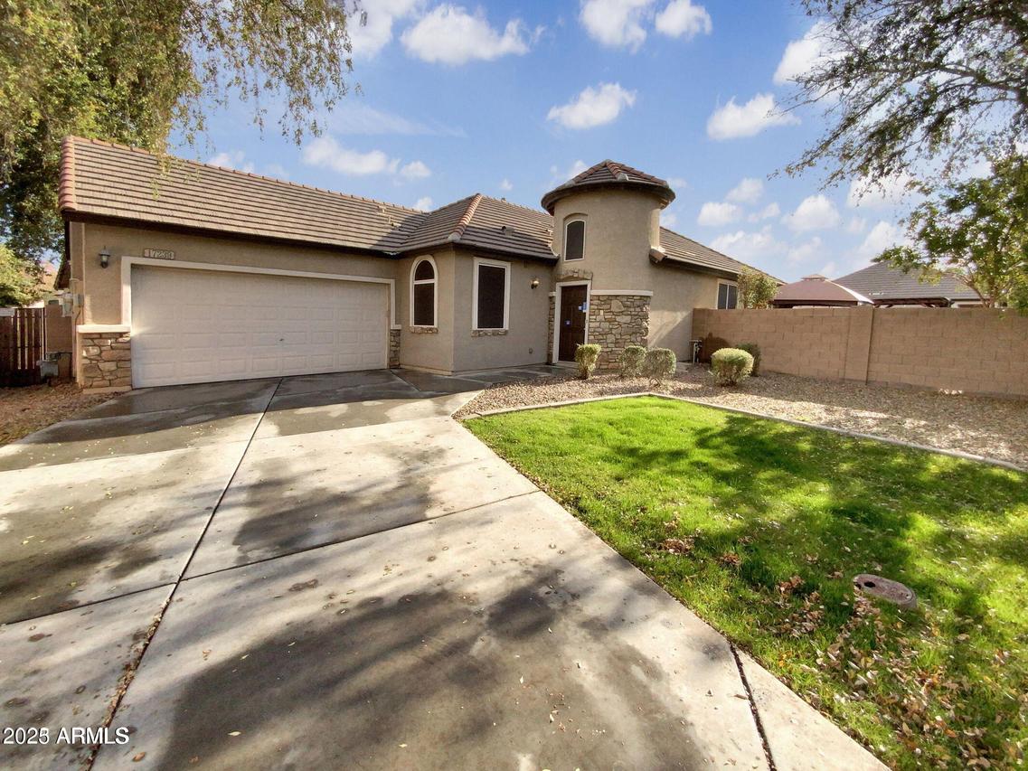 17239 W Ironwood St., Surprise, AZ 85388