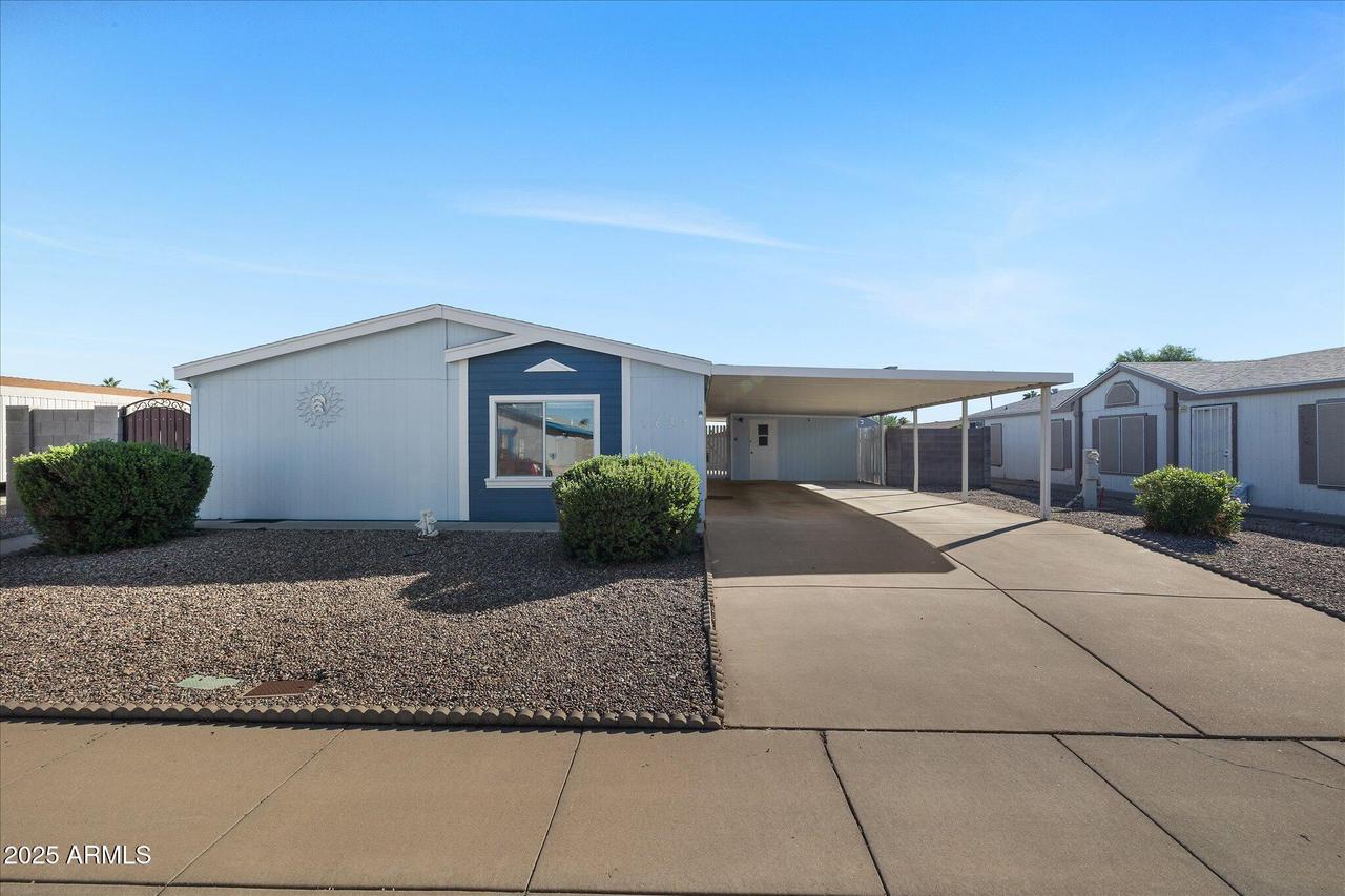 9637 E Empress Ave., Mesa, AZ 85208