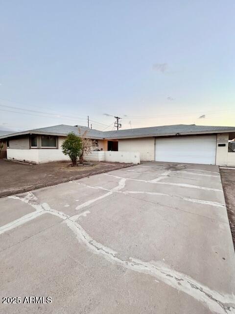 5010 N 60th Dr., Glendale, AZ 85301