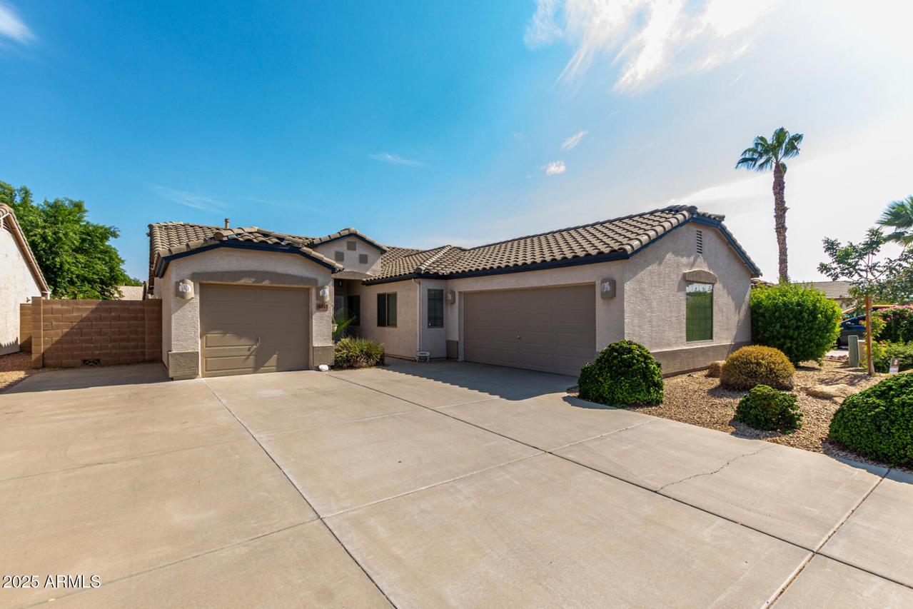 16253 N 164th Ln., Surprise, AZ 85388