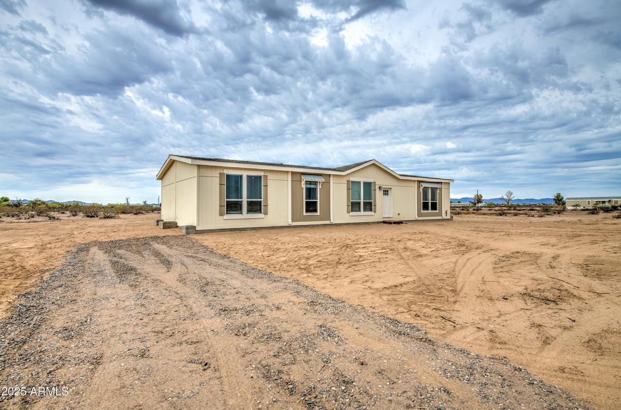 37392 W Durango Ave., Tonopah, AZ 85354