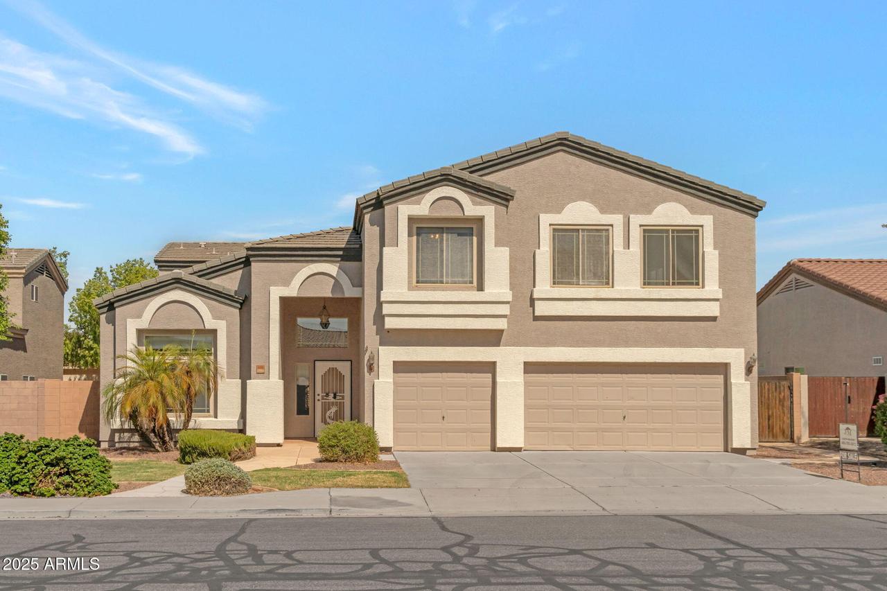 654 S Sabrina, Mesa, AZ 85208