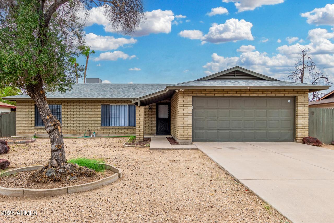 4141 W Diana Ave., Phoenix, AZ 85051