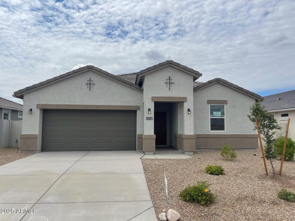 1216 S Mullberry St., Florence, AZ 85132