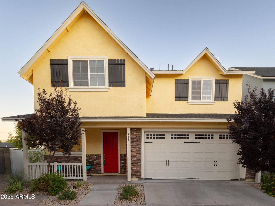 739 E Calavar Rd., Phoenix, AZ 85022