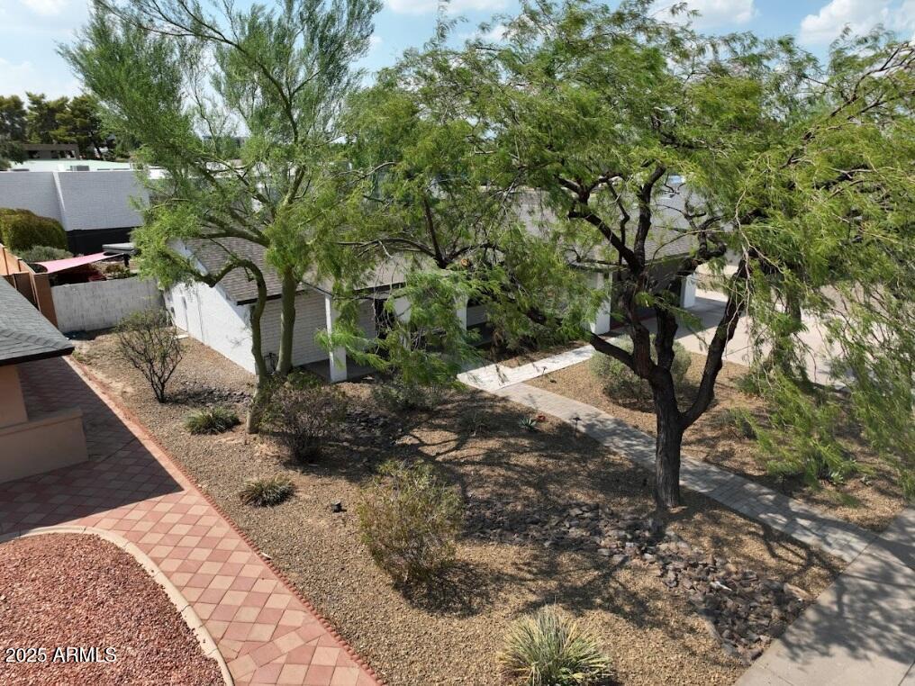 10610 N 35th St., Phoenix, AZ 85028