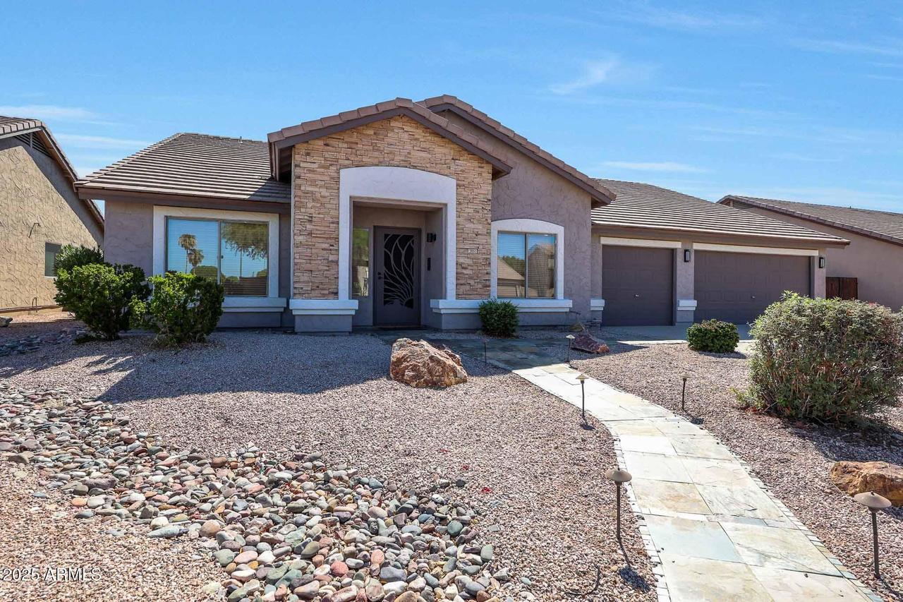 2851 N Ricardo, Mesa, AZ 85215