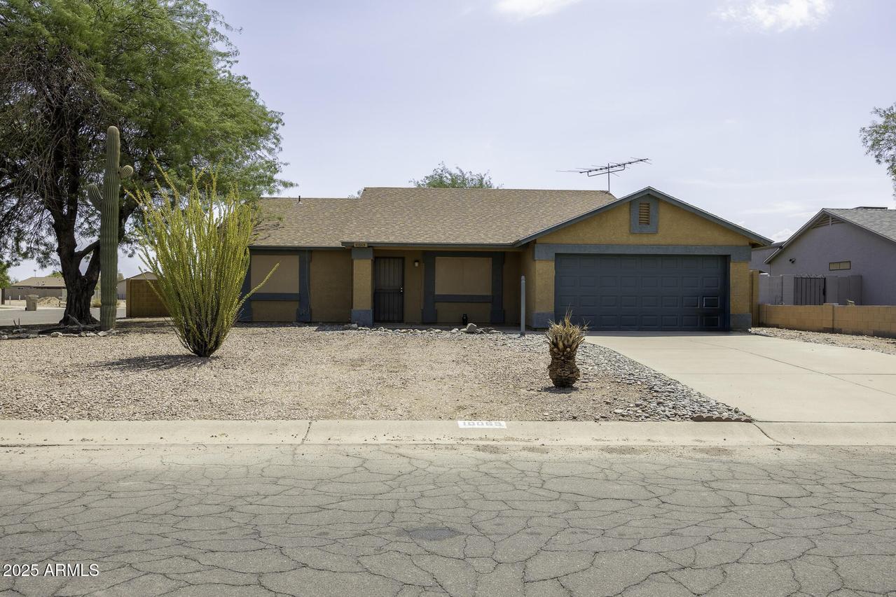 10065 W Leander Dr., Arizona City, AZ 85123