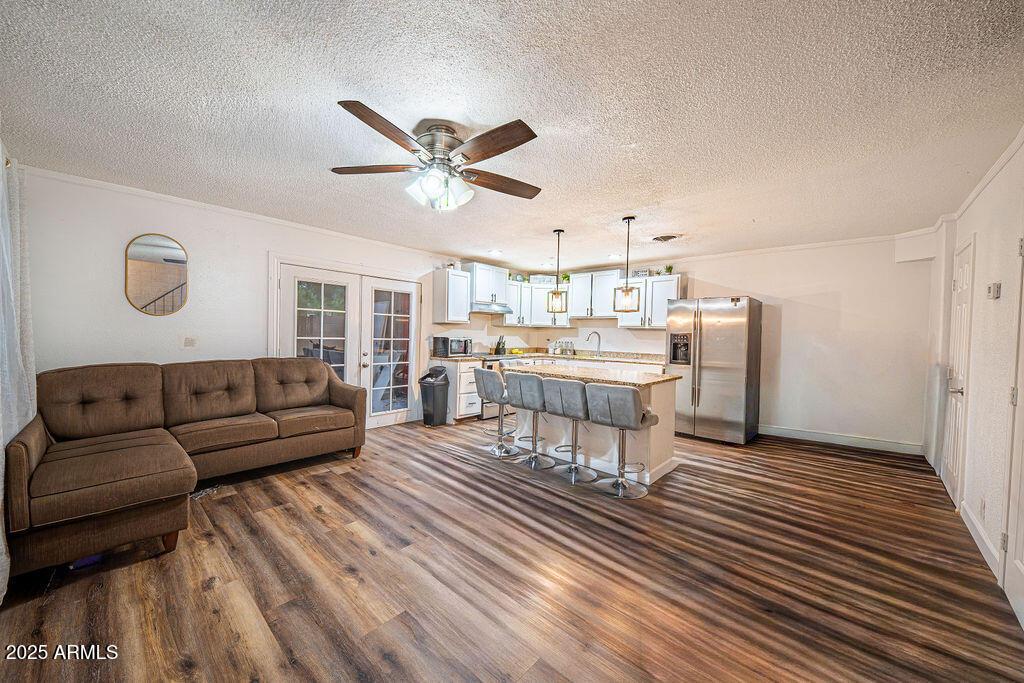4233 N 68th Ave., Phoenix, AZ 85033