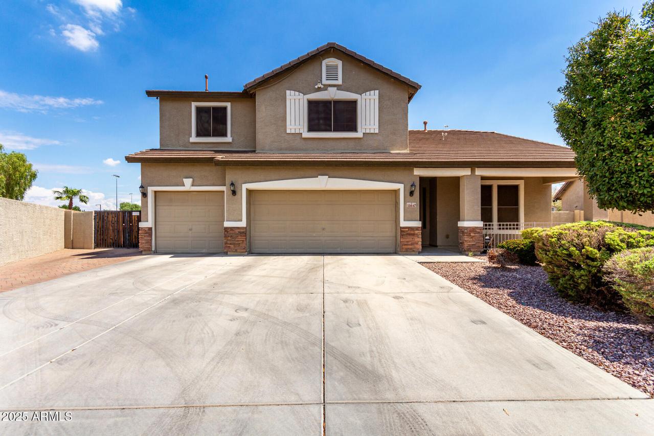 15647 N 179th Dr., Surprise, AZ 85388