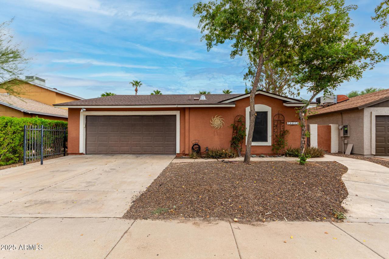 19819 N 3rd St., Phoenix, AZ 85024