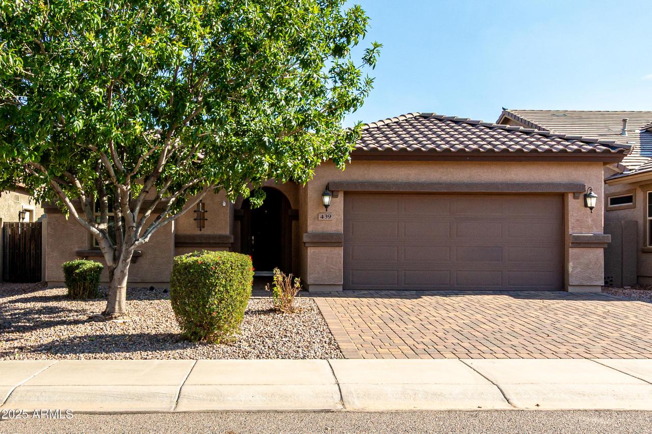 439 E Castle Rock Rd., San Tan Valley, AZ 85143