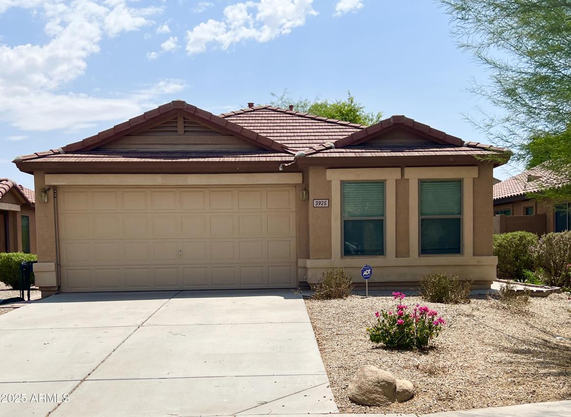 3925 E Rose Quartz Ln., San Tan Valley, AZ 85143