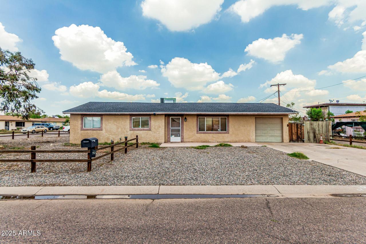 2910 W Portland St., Phoenix, AZ 85009