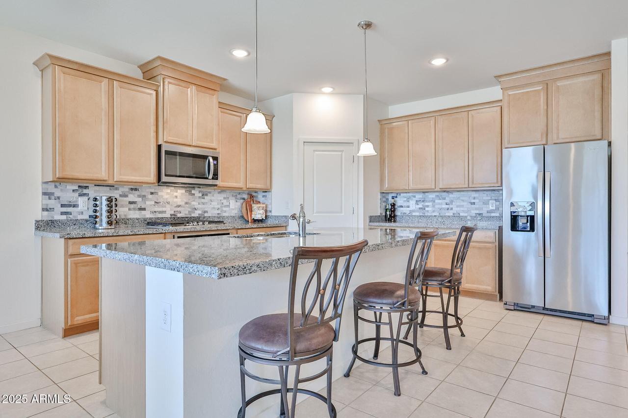 12341 W State Ave., Glendale, AZ 85307