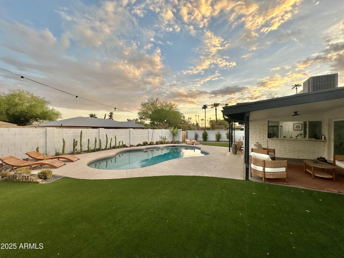 2501 E Fairmont Dr., Tempe, AZ 85282