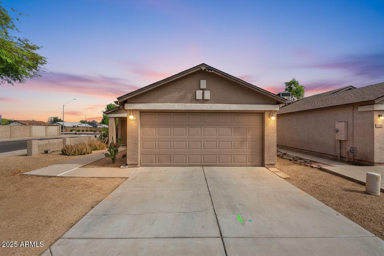8536 W College Dr., Phoenix, AZ 85037
