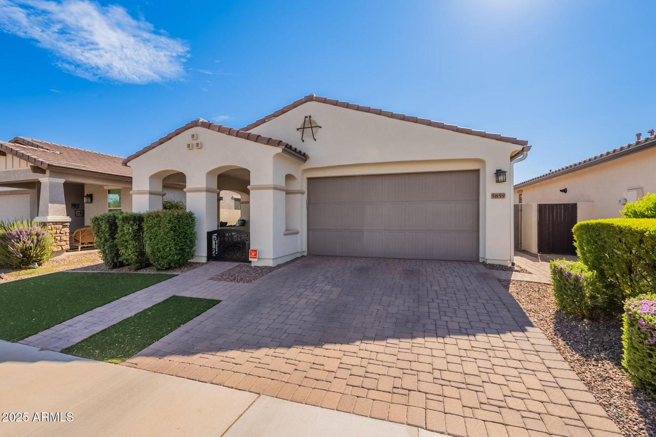 5859 S Tobin, Mesa, AZ 85212