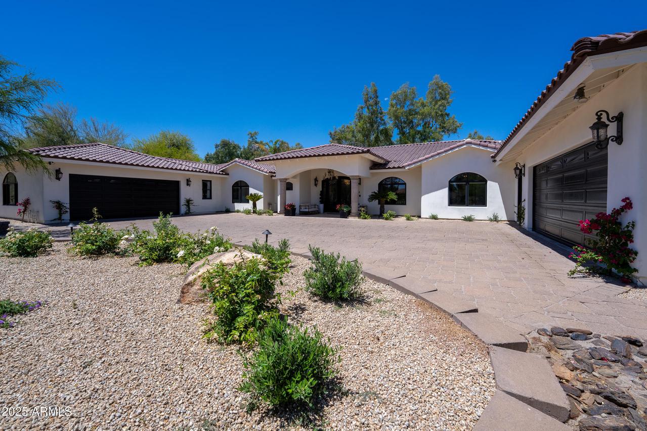 6500 E Fanfol Dr., Paradise Valley, AZ 85253