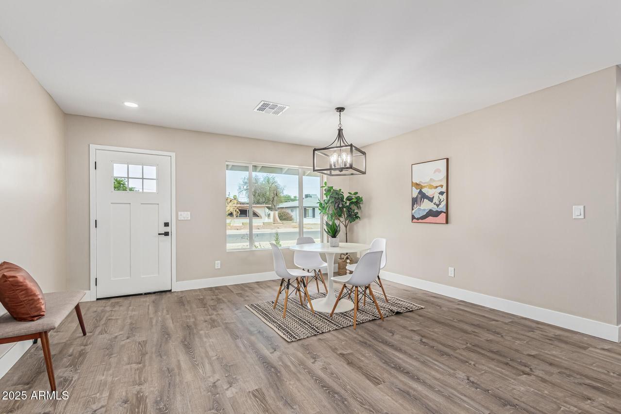 527 W 19th St., Tempe, AZ 85281