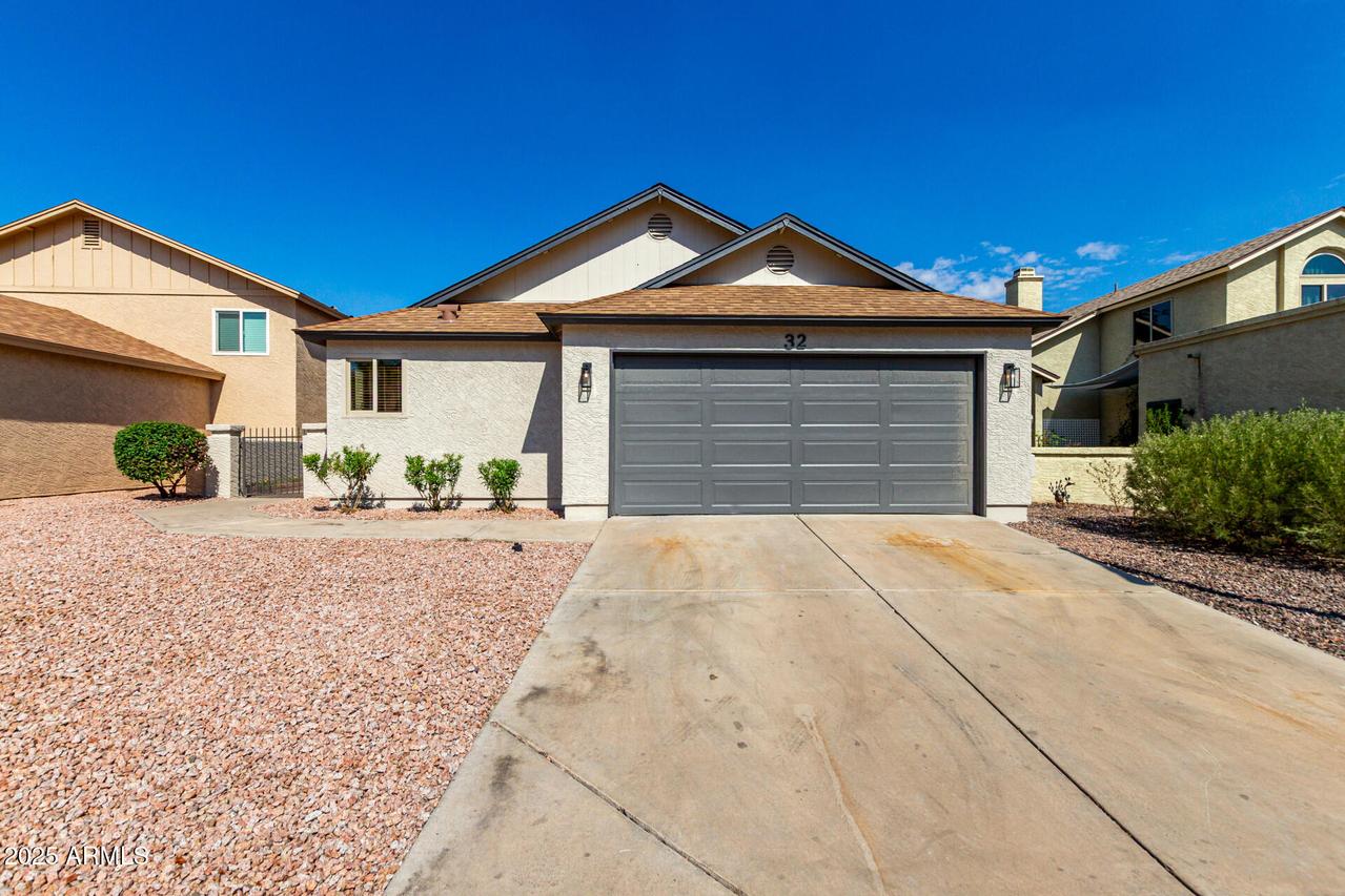 921 S Val Vista Dr. #32, Mesa, AZ 85204