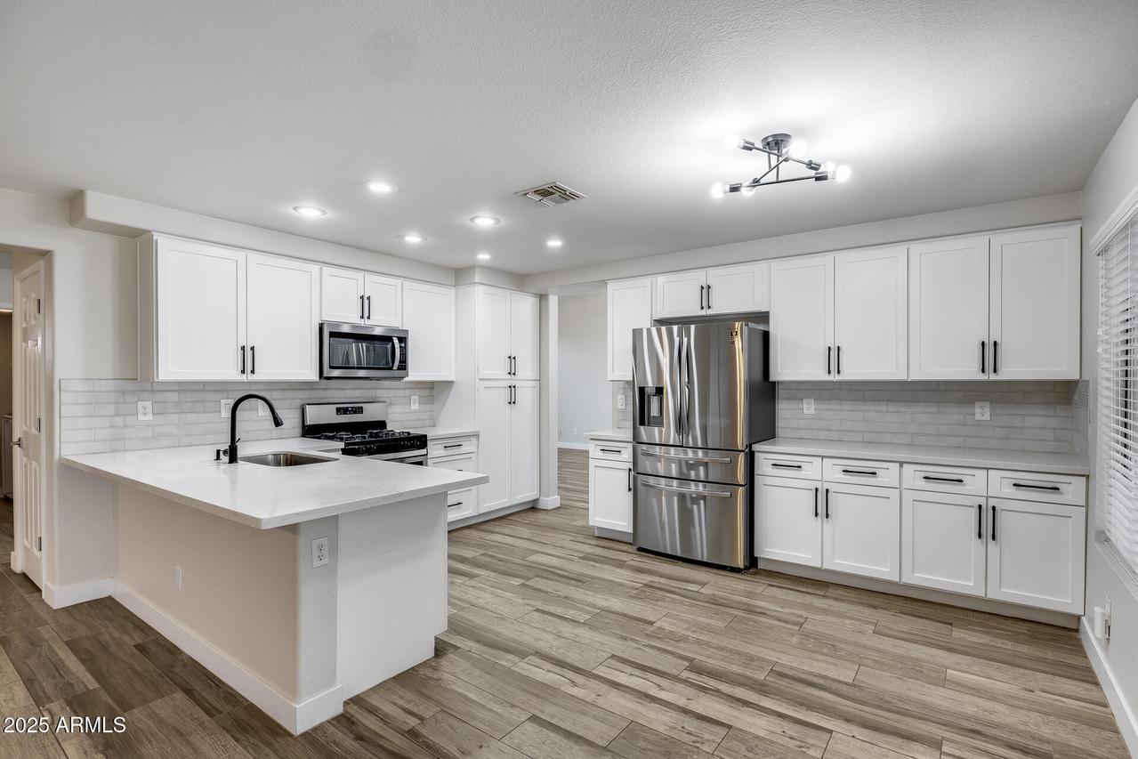 1883 W Falcon Dr., Chandler, AZ 85286