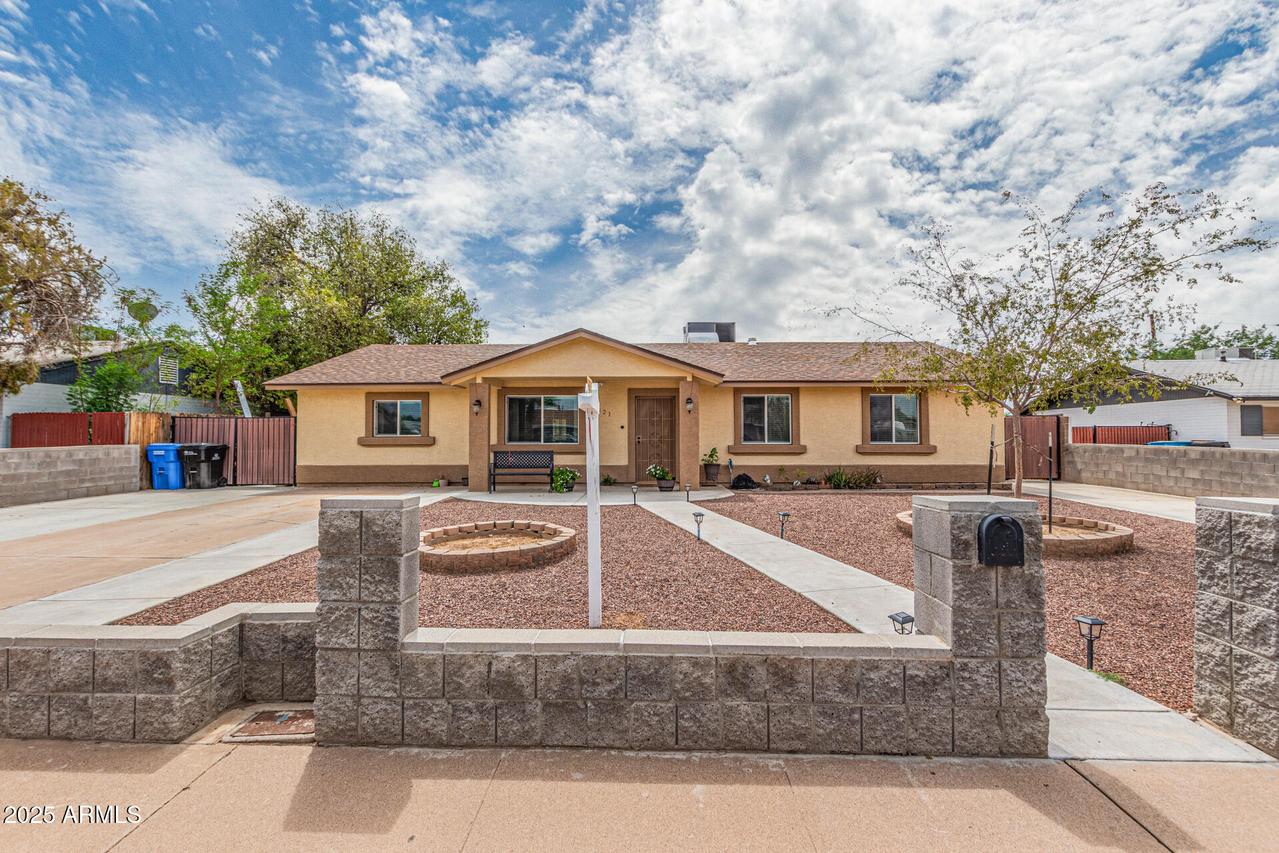 6821 W Campbell Ave., Phoenix, AZ 85033