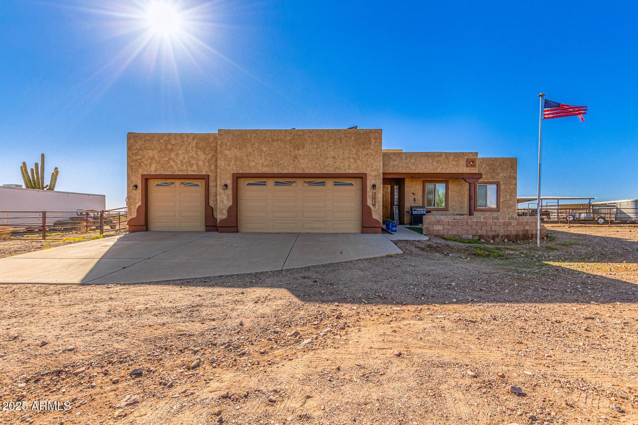 37416 N 240th Dr., Morristown, AZ 85342