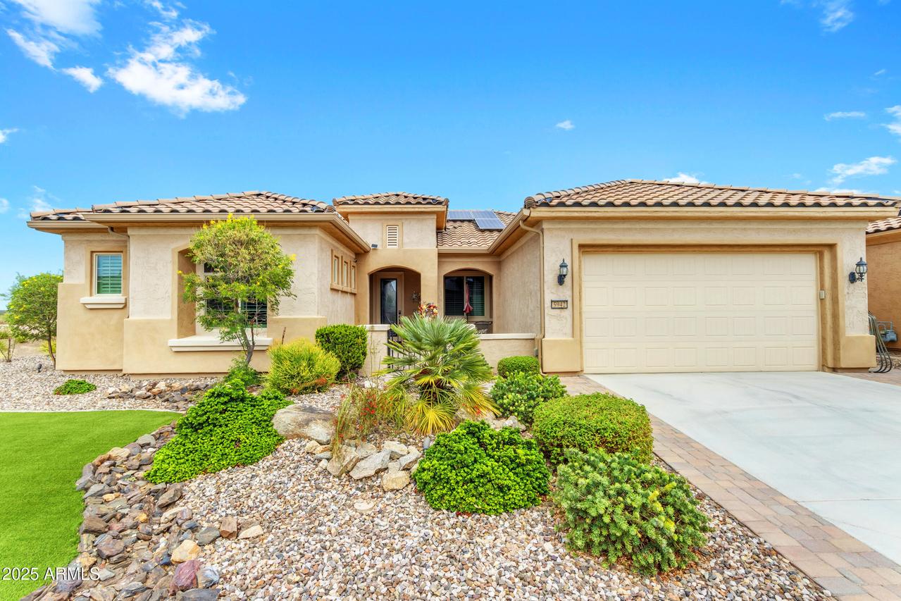 5942 W Cactus Wren Way, Florence, AZ 85132