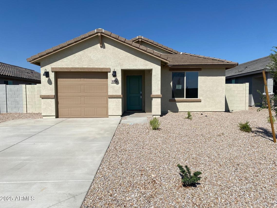 32176 N Pony Express Rd., San Tan Valley, AZ 85143