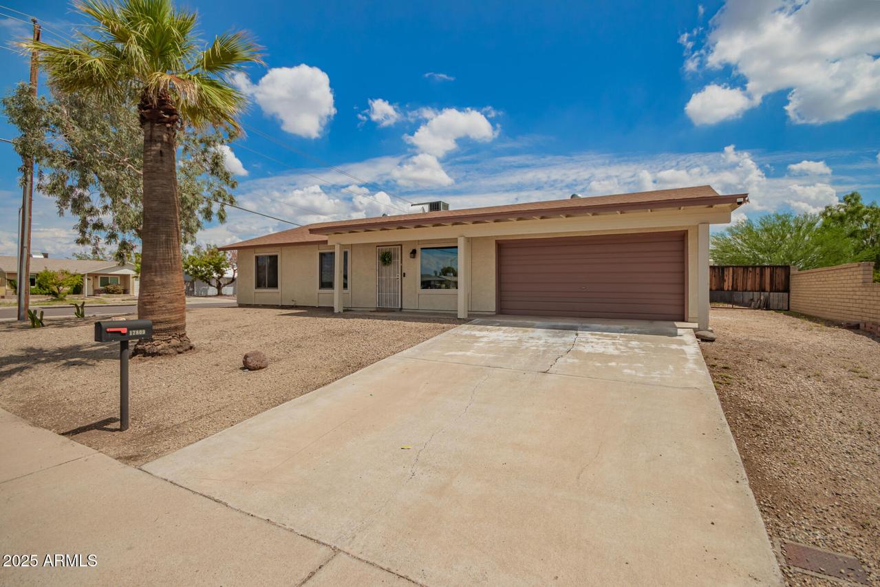 17809 N 34th Ave., Phoenix, AZ 85053
