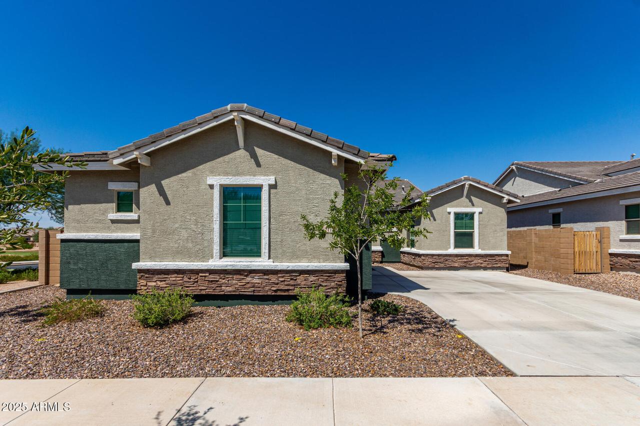 21112 E Via Del Sol St., Queen Creek, AZ 85142