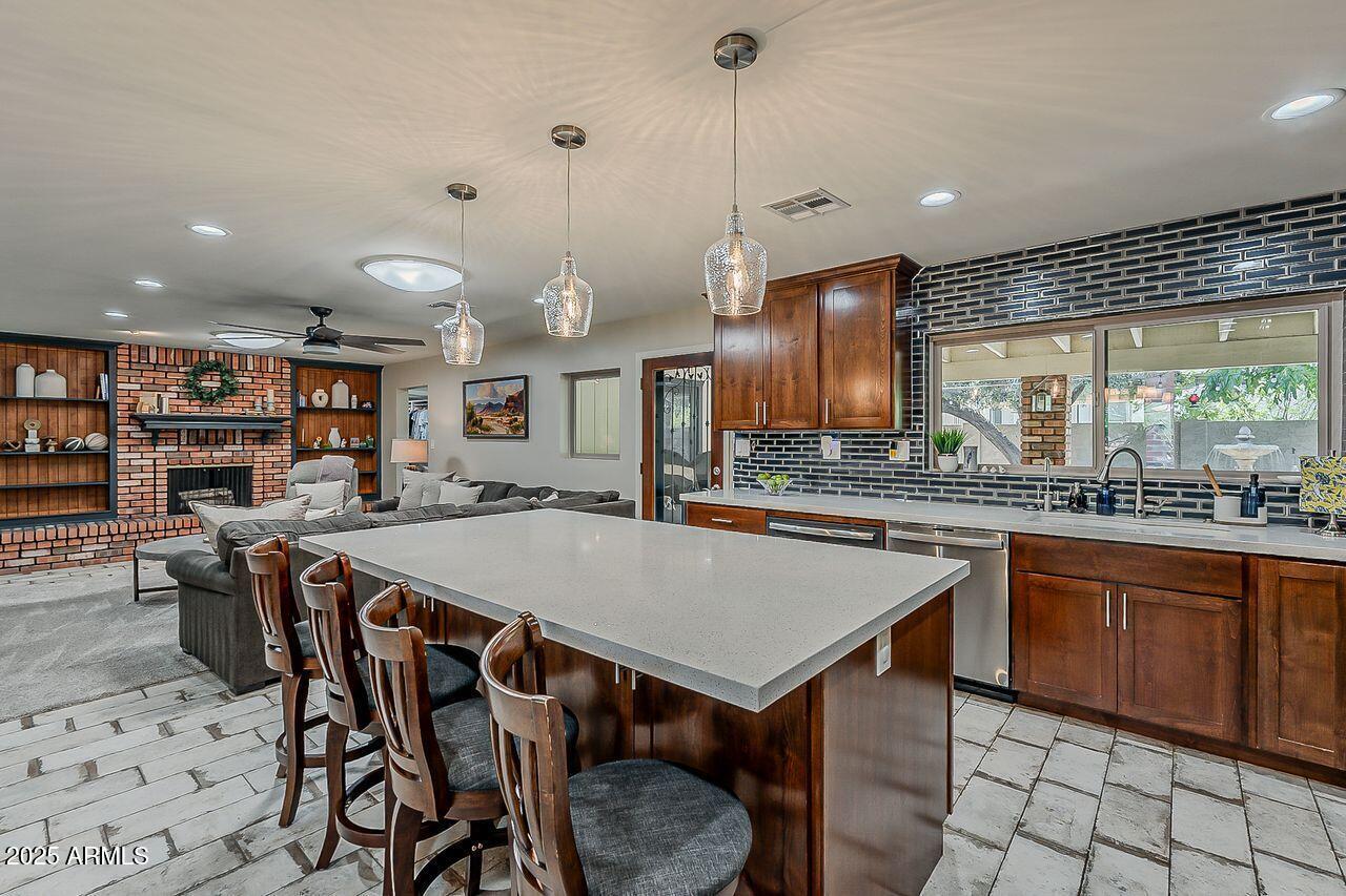 12810 N 17th Ave., Phoenix, AZ 85029