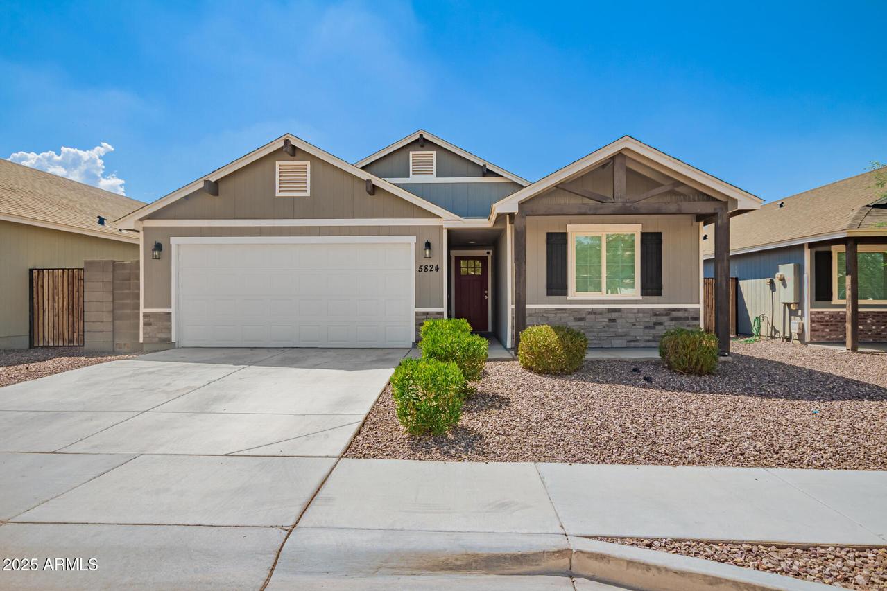 5824 S 12th Ln., Phoenix, AZ 85041