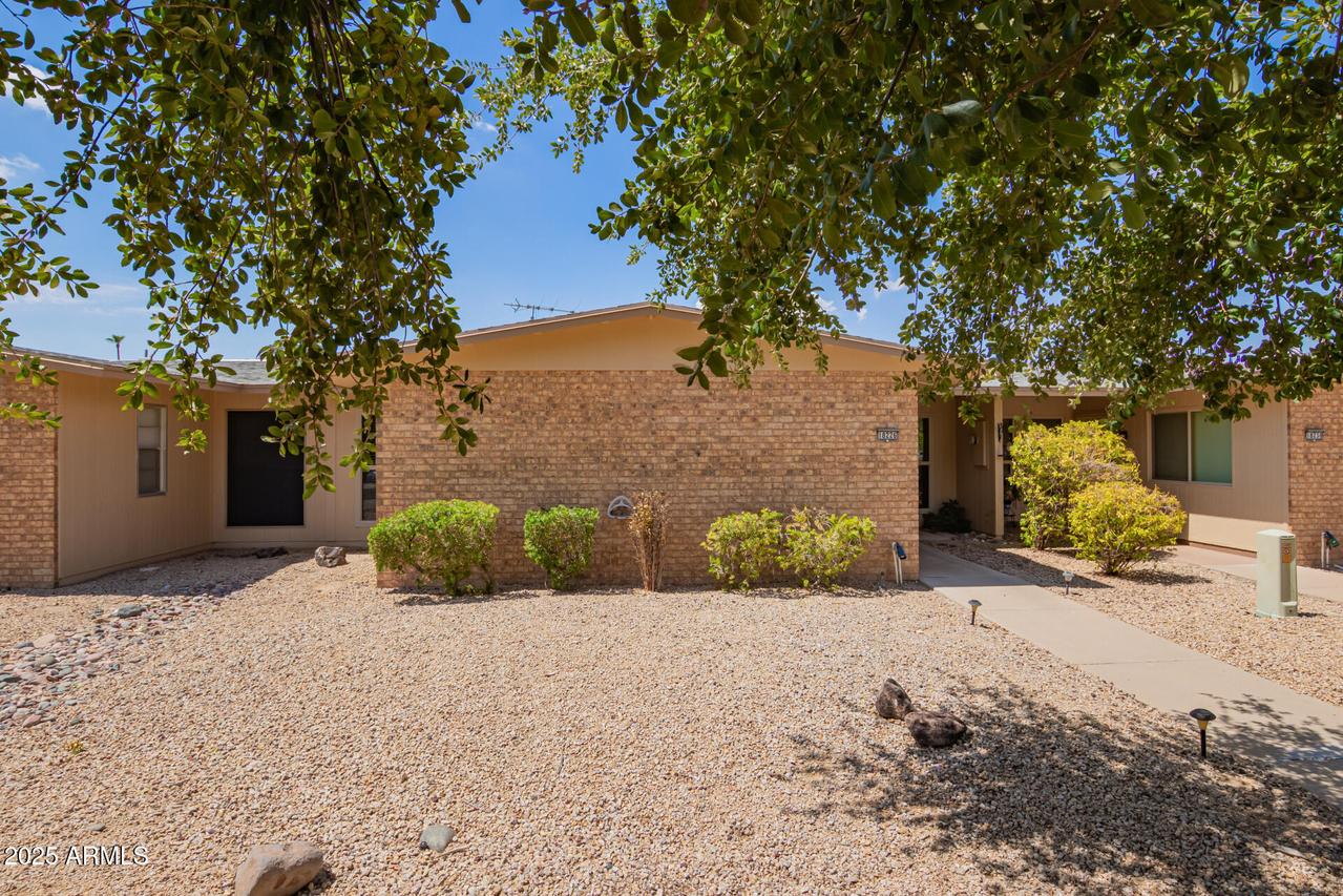 18226 N Stonebrook Dr., Sun City West, AZ 85375