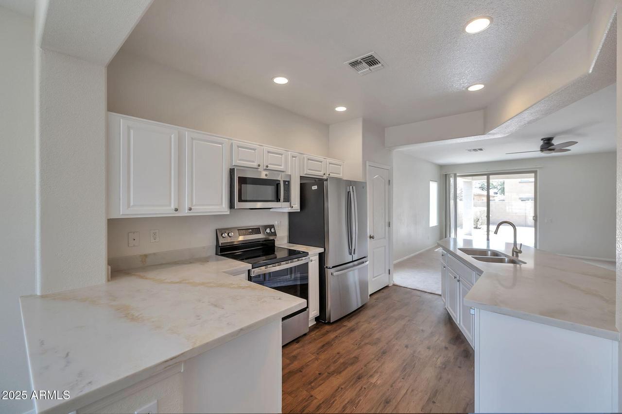 9135 W Monte Vista Rd., Phoenix, AZ 85037