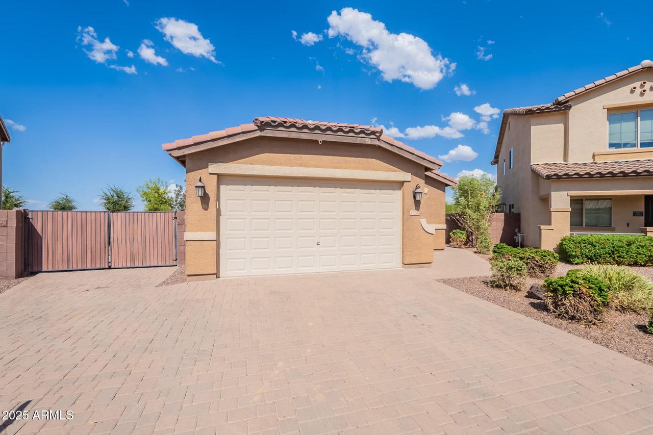 42247 N Tulip Tree St., San Tan Valley, AZ 85140