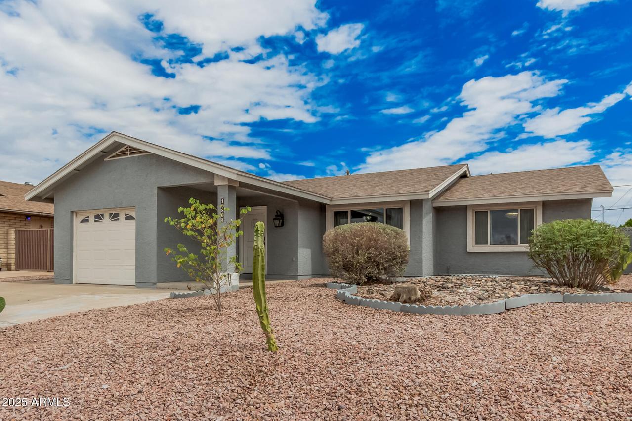 10803 N 114th Dr., Youngtown, AZ 85363
