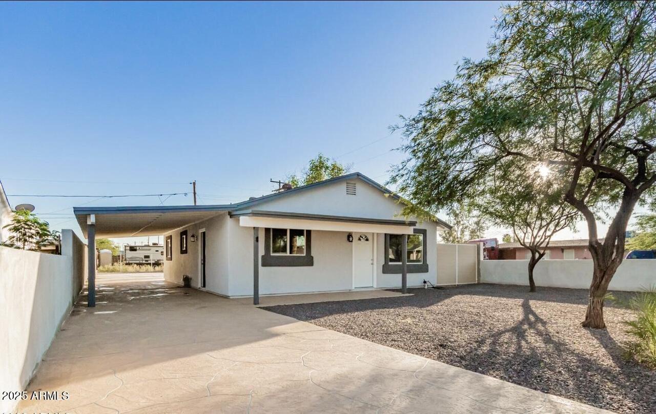 2951 W Holly St., Phoenix, AZ 85009