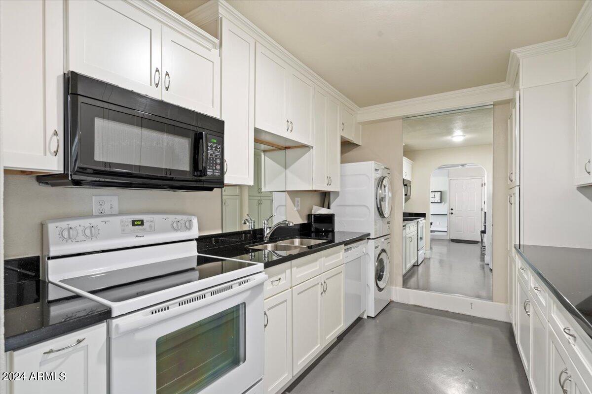 10444 N 69th St. #130, Paradise Valley, AZ 85253