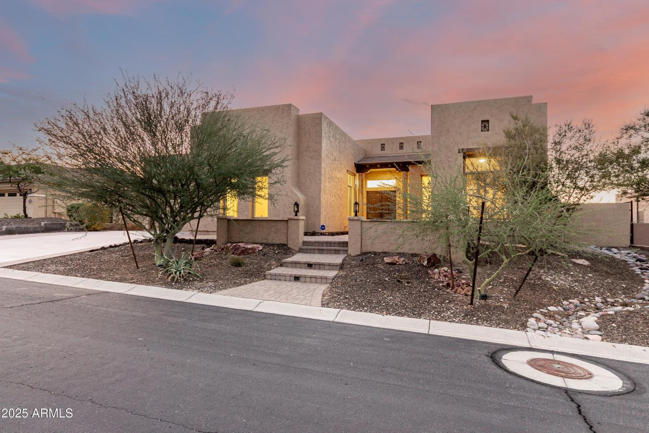 8606 S 30th St., Phoenix, AZ 85042