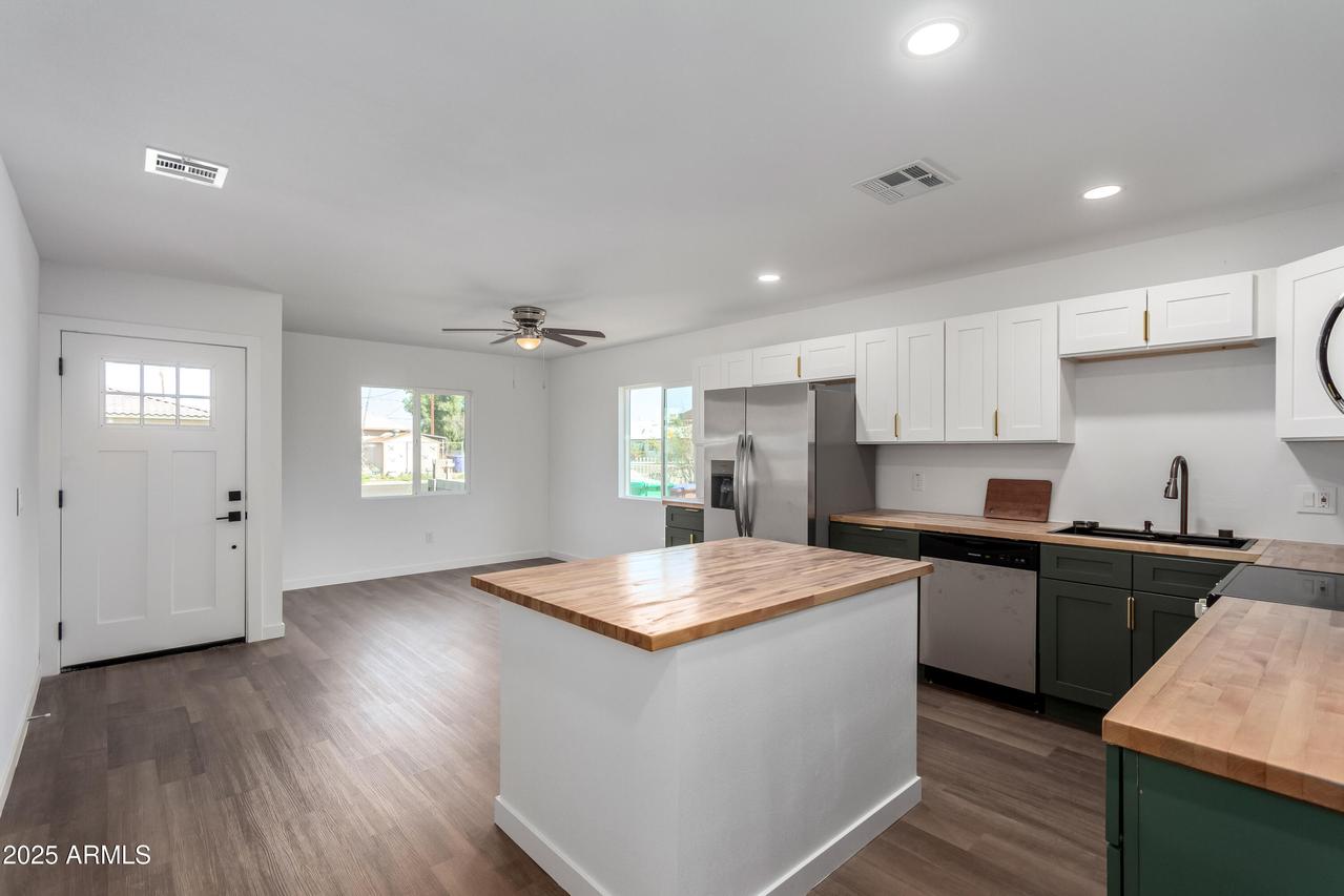 9155 W Adams St., Tolleson, AZ 85353