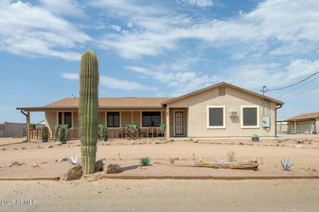 29362 N Varnum Rd., San Tan Valley, AZ 85143
