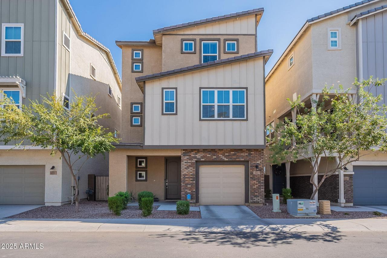 733 W Flintlock Way, Chandler, AZ 85286