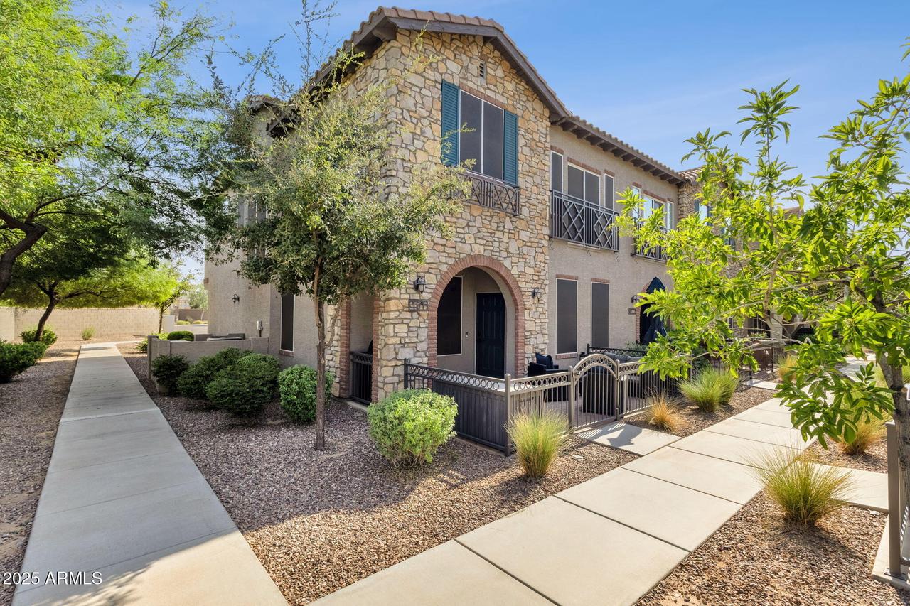 4772 E Portola Valley Dr. #101, Gilbert, AZ 85297
